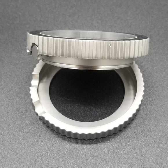 Gucci Travel Folding Alarm Clock with Case - Picture 4 of 8